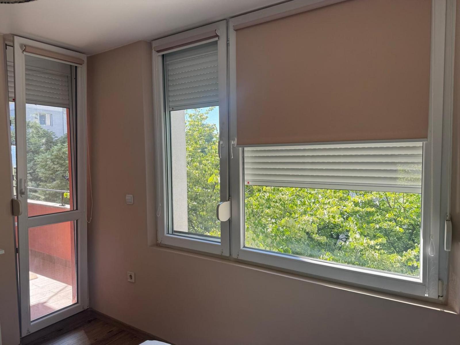 Lovely 1 Bedroom Apartment In The Heart Of Varna Exterior photo
