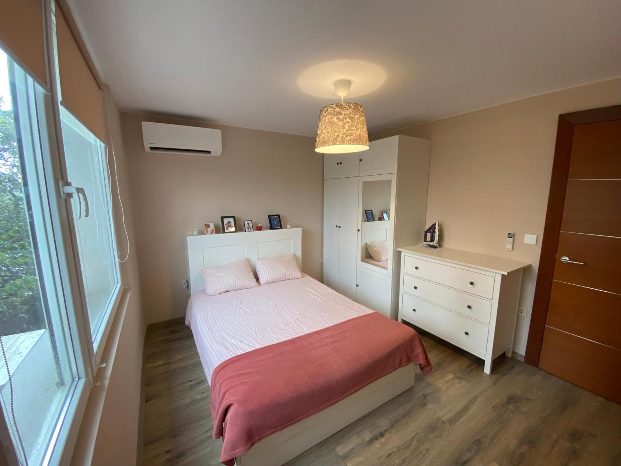 Lovely 1 Bedroom Apartment In The Heart Of Varna Exterior photo